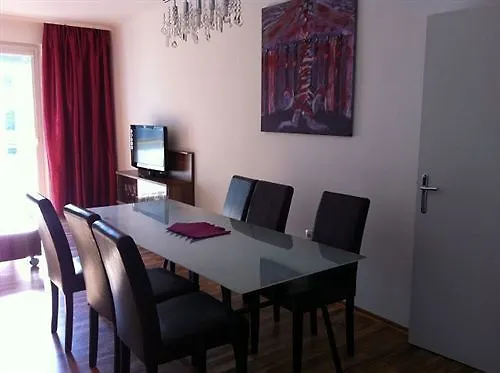 Govienna - Messe Wien Apartment  Vienna